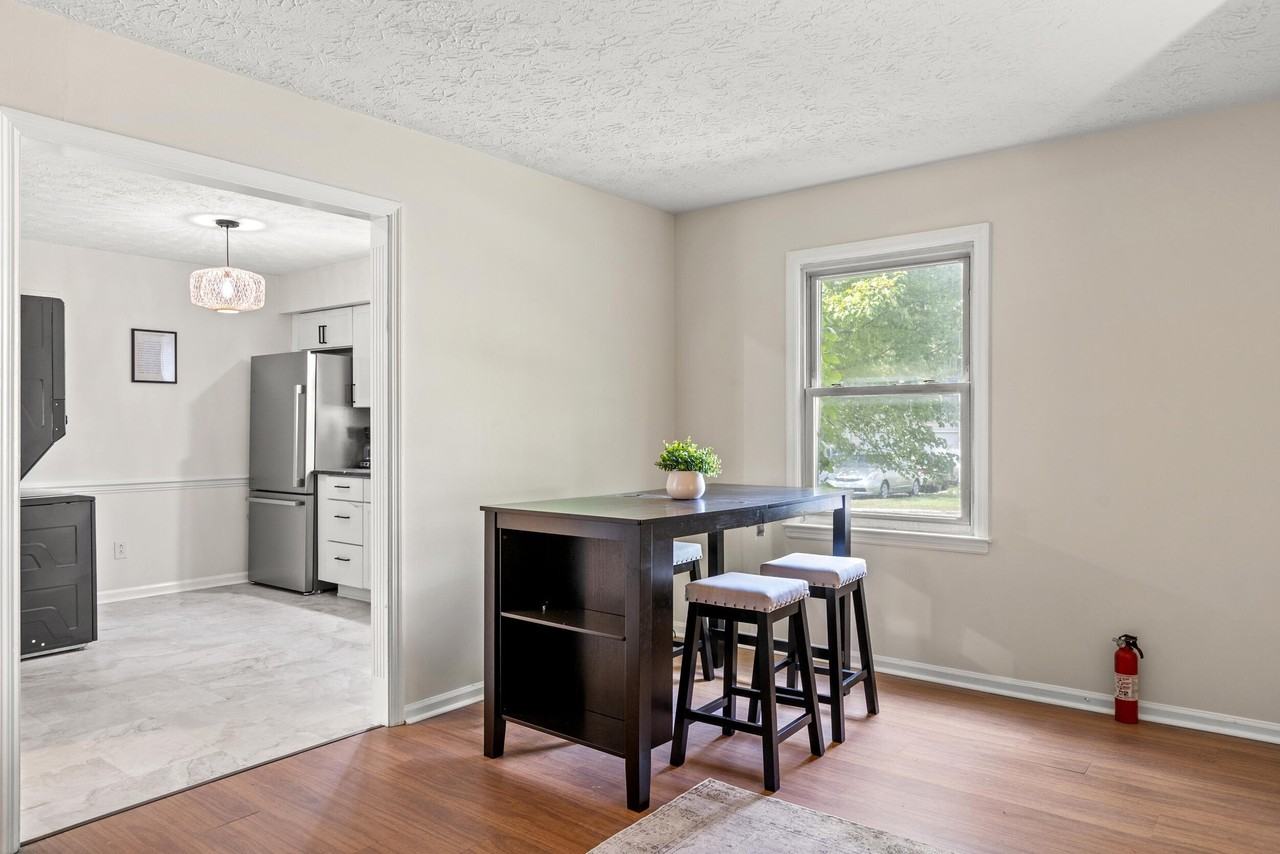 104 Pleasantview St - Photo 7 of 28