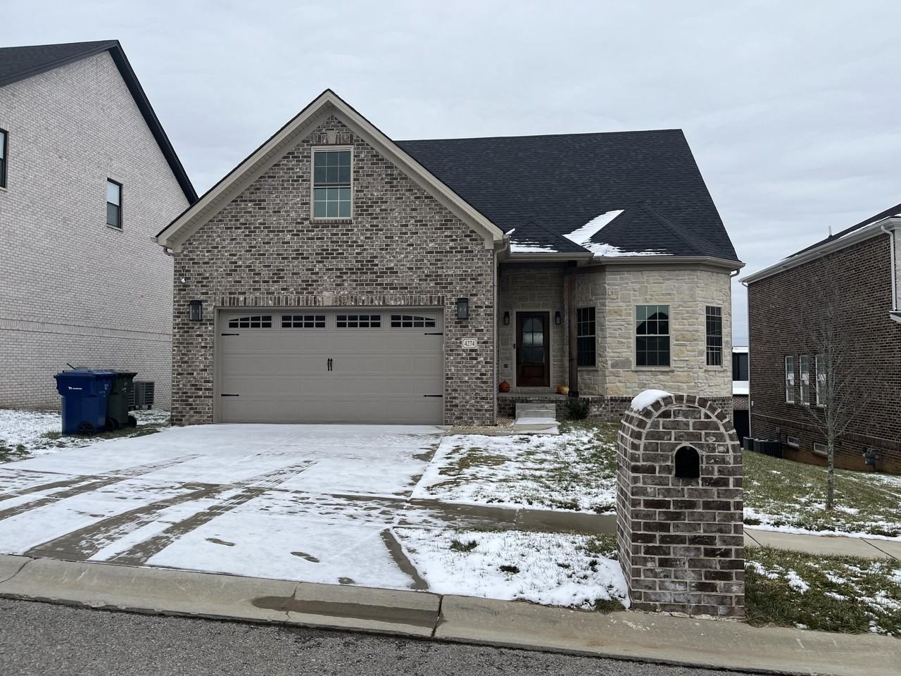 4274 Captains Ct - Photo 2 of 46