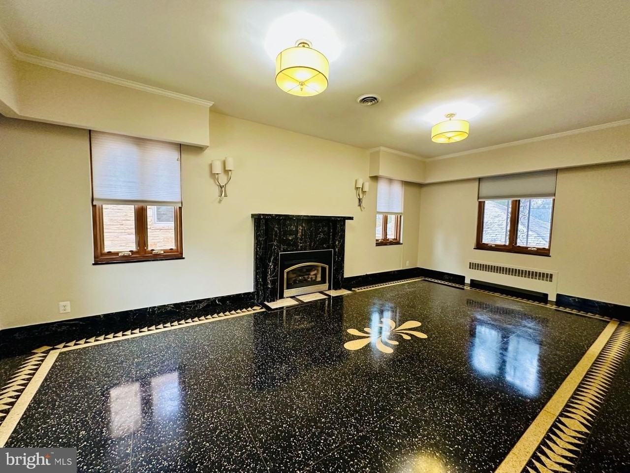 3007 Oliver St Nw - Photo 5 of 35