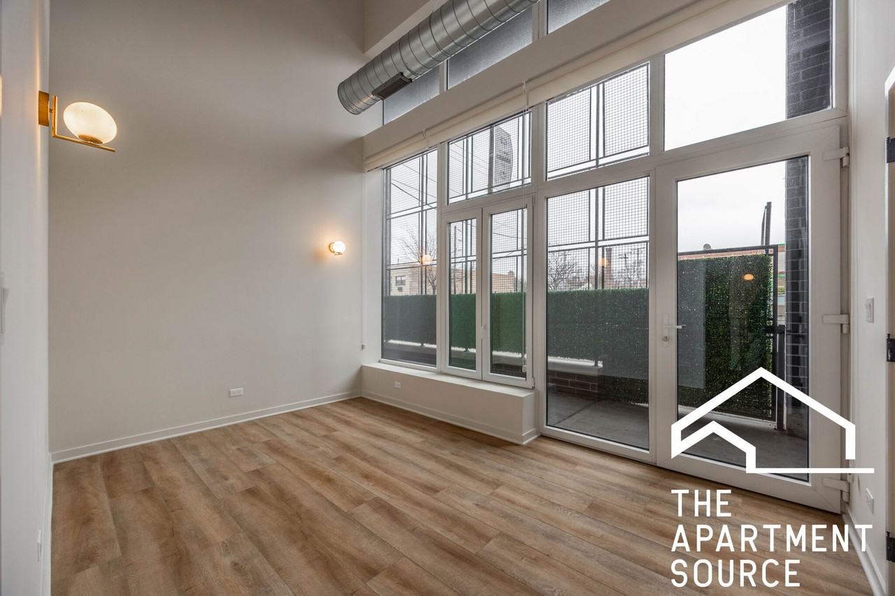 3209 N Narragansett Ave #103 - Photo 6 of 8