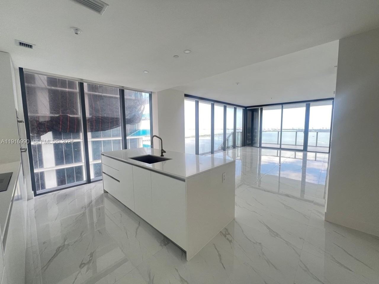 700 Ne 24th St #3501 - Photo 3 of 19