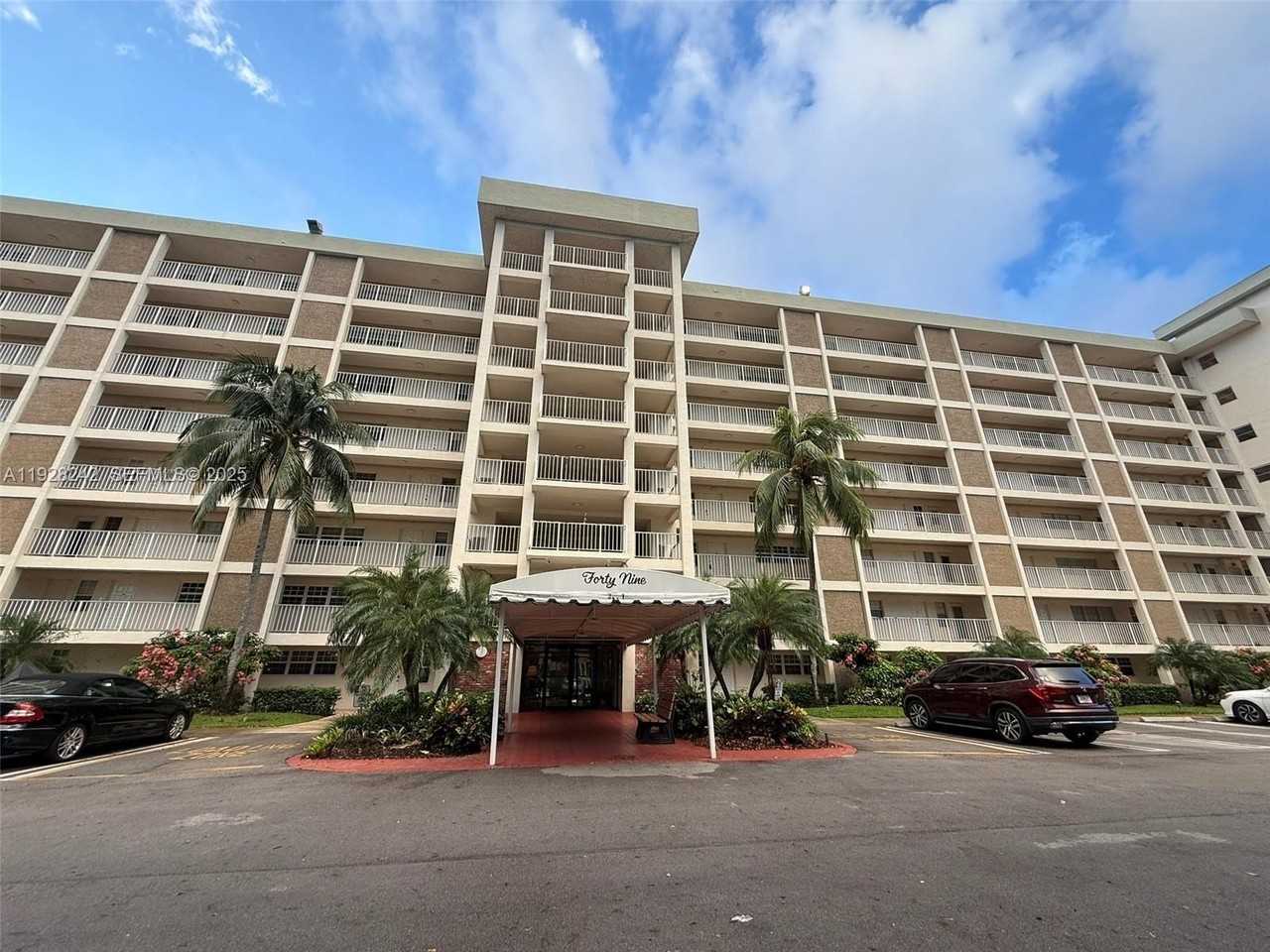 3091 N Course Dr #705