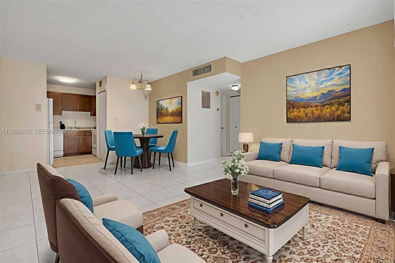 2651 Riverside Dr #1 - Photo 2 of 23