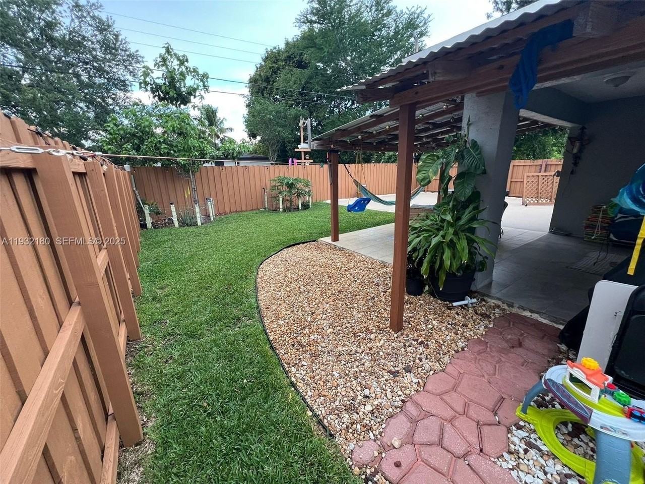 2317 Nw 6th Ct #2317 - Photo 7 of 8