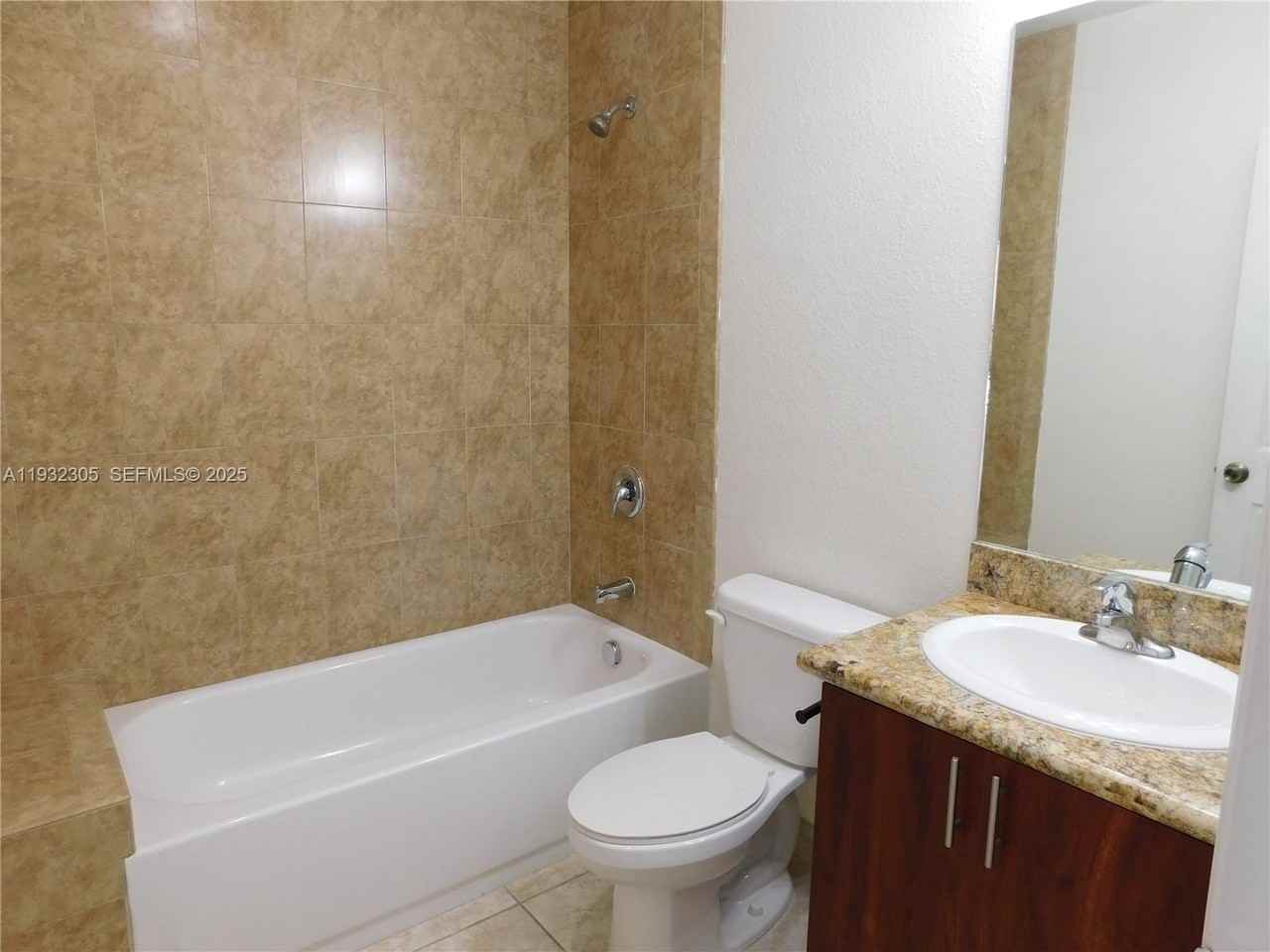 21485 Sw 112th Ave #408 - Photo 6 of 25