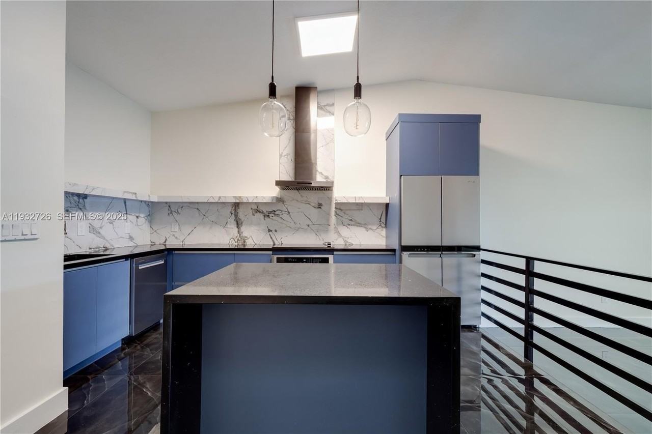 14805 Sw 74th Ln - Photo 6 of 26