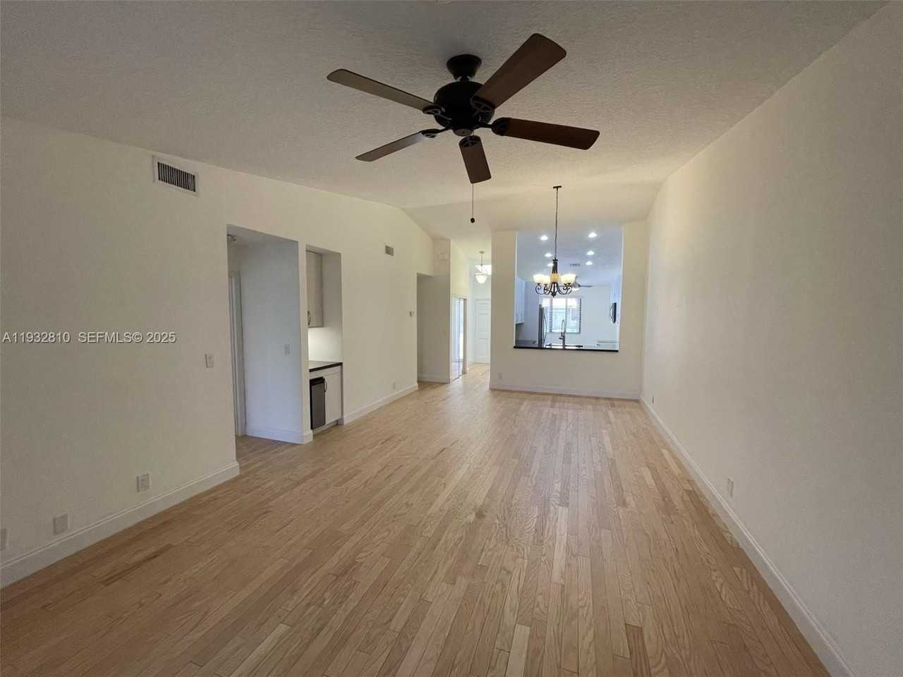 16606 Greens Edge Cir #87 - Photo 6 of 34