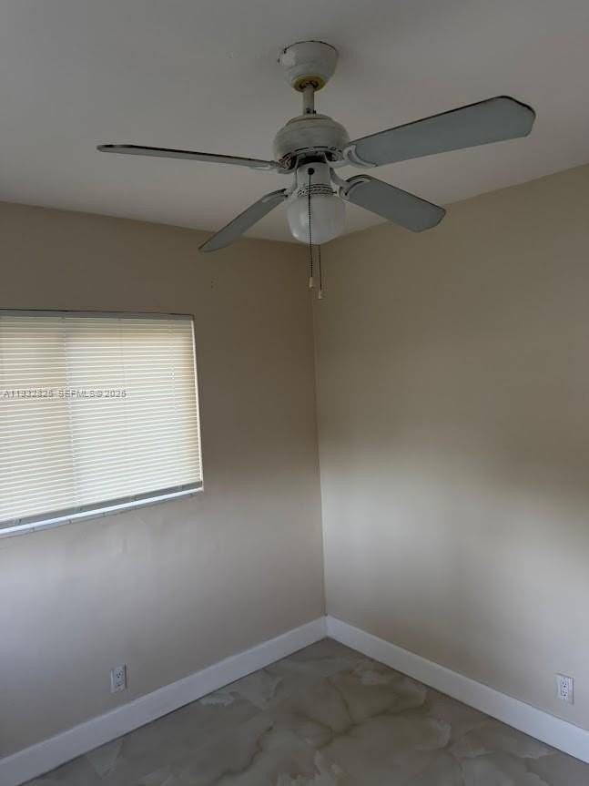 1021 Nw 25th Way #1 - Photo 3 of 8