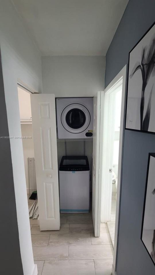 761 Euclid Ave #7 - Photo 6 of 11