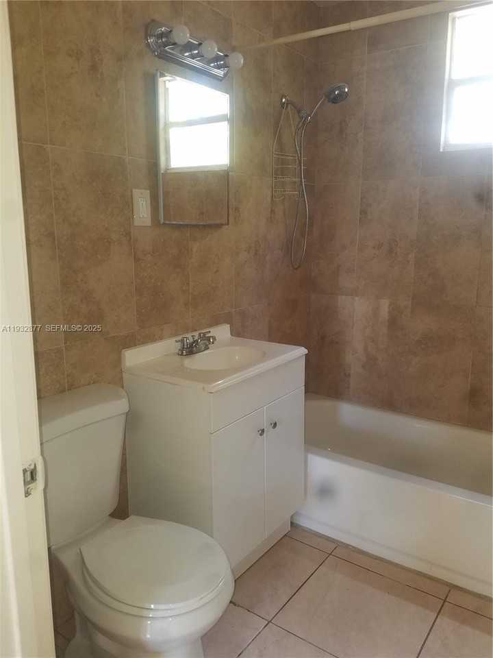 1449 Ne 131st St #1449 - Photo 2 of 12