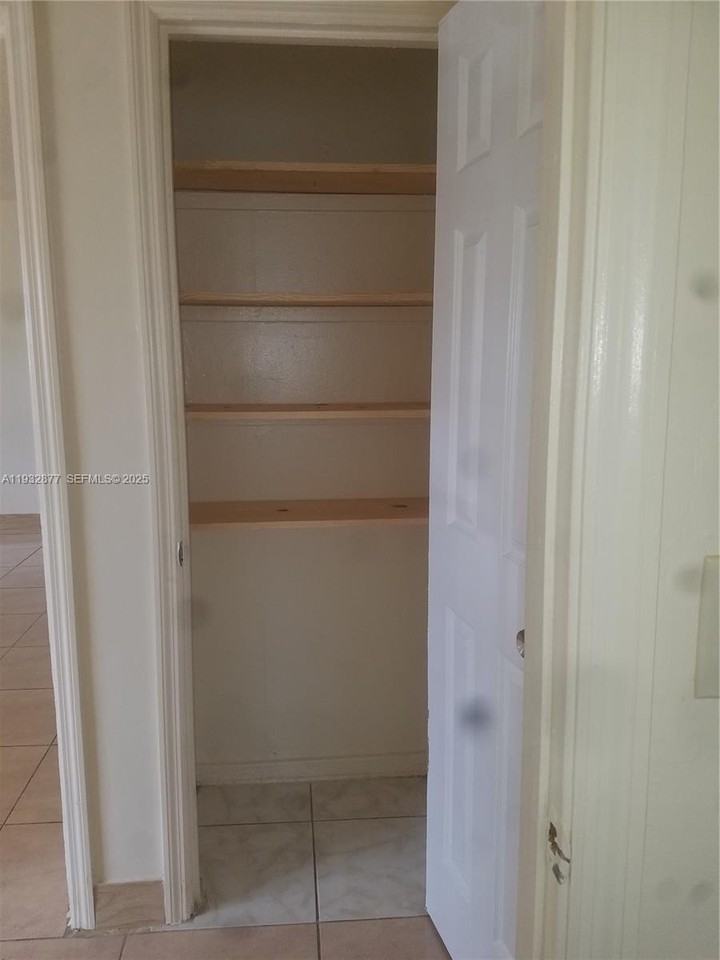 1449 Ne 131st St #1449 - Photo 3 of 12