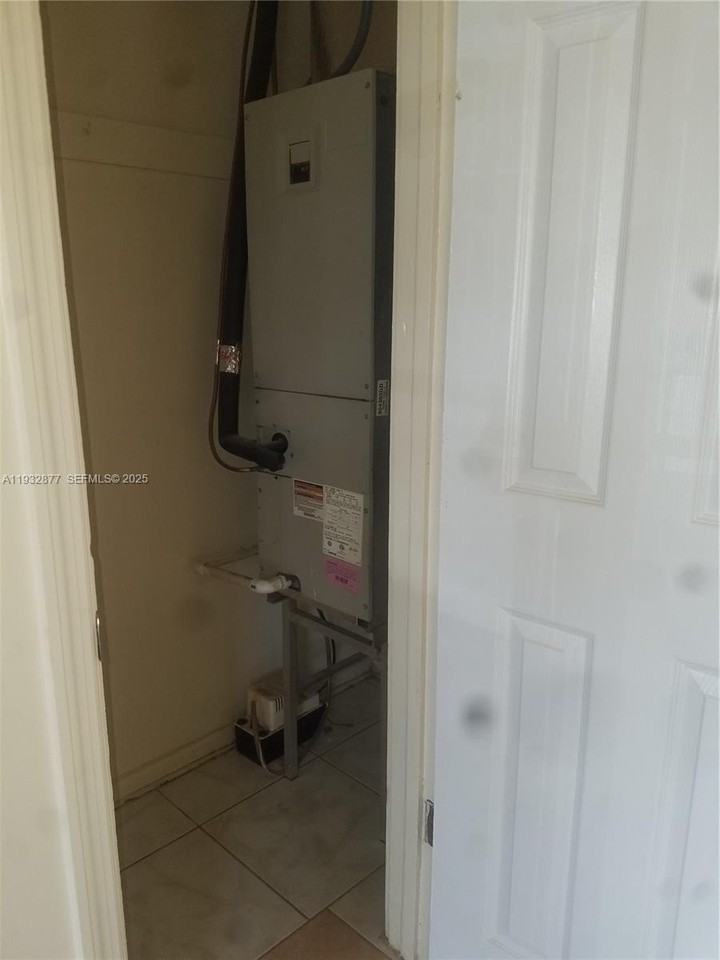 1449 Ne 131st St #1449 - Photo 6 of 12