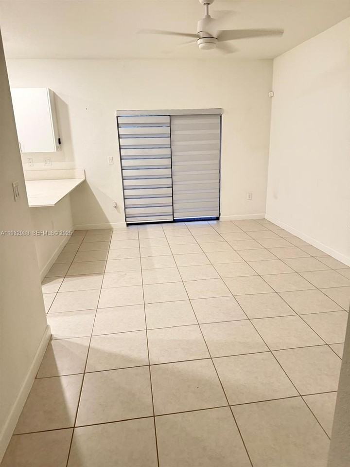 12916 Sw 233rd Ter #0 - Photo 6 of 12