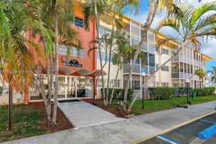 16800 Ne 15th Ave #115 - Photo 1 of 1