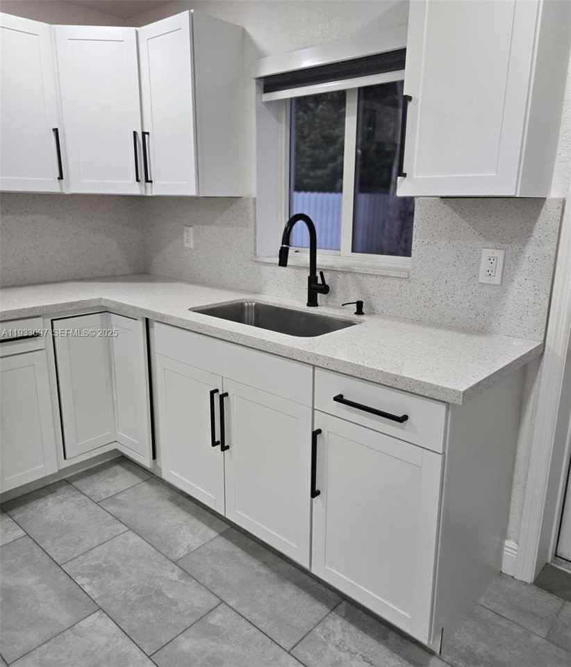 38 Edmund Rd #1 - Photo 5 of 24