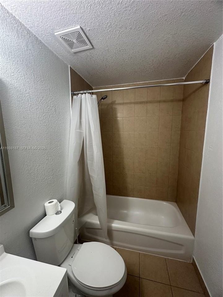 6309 Eaton St #AB - Photo 6 of 13