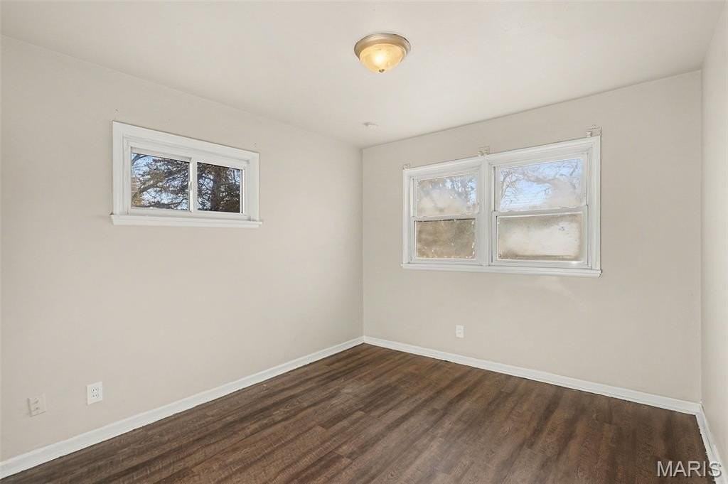 1711 Nemnich Ave - Photo 6 of 12