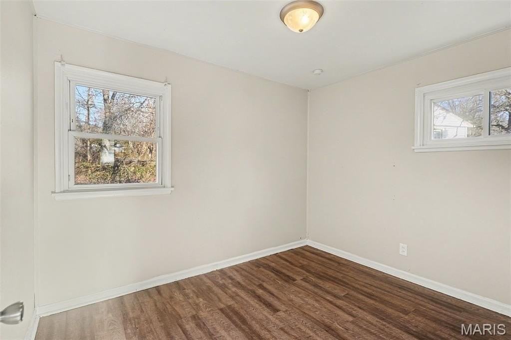 1711 Nemnich Ave - Photo 7 of 12