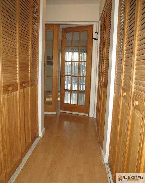 6107 N Oaks Blvd - Photo 2 of 21