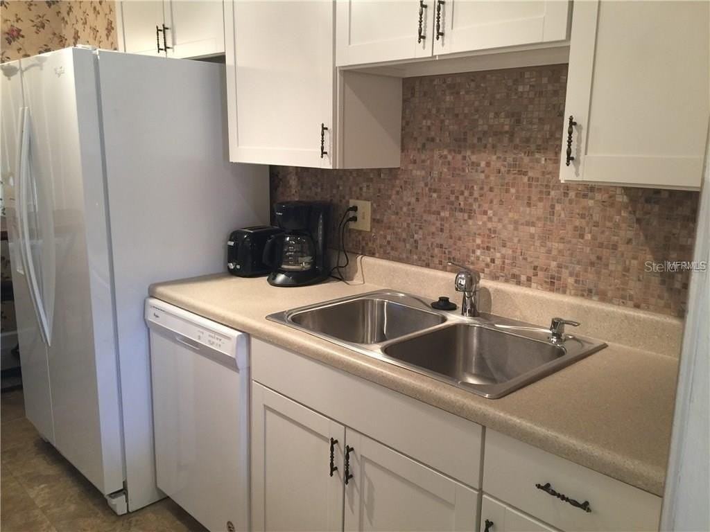 4660 Longwater Chase #105 - Photo 3 of 16