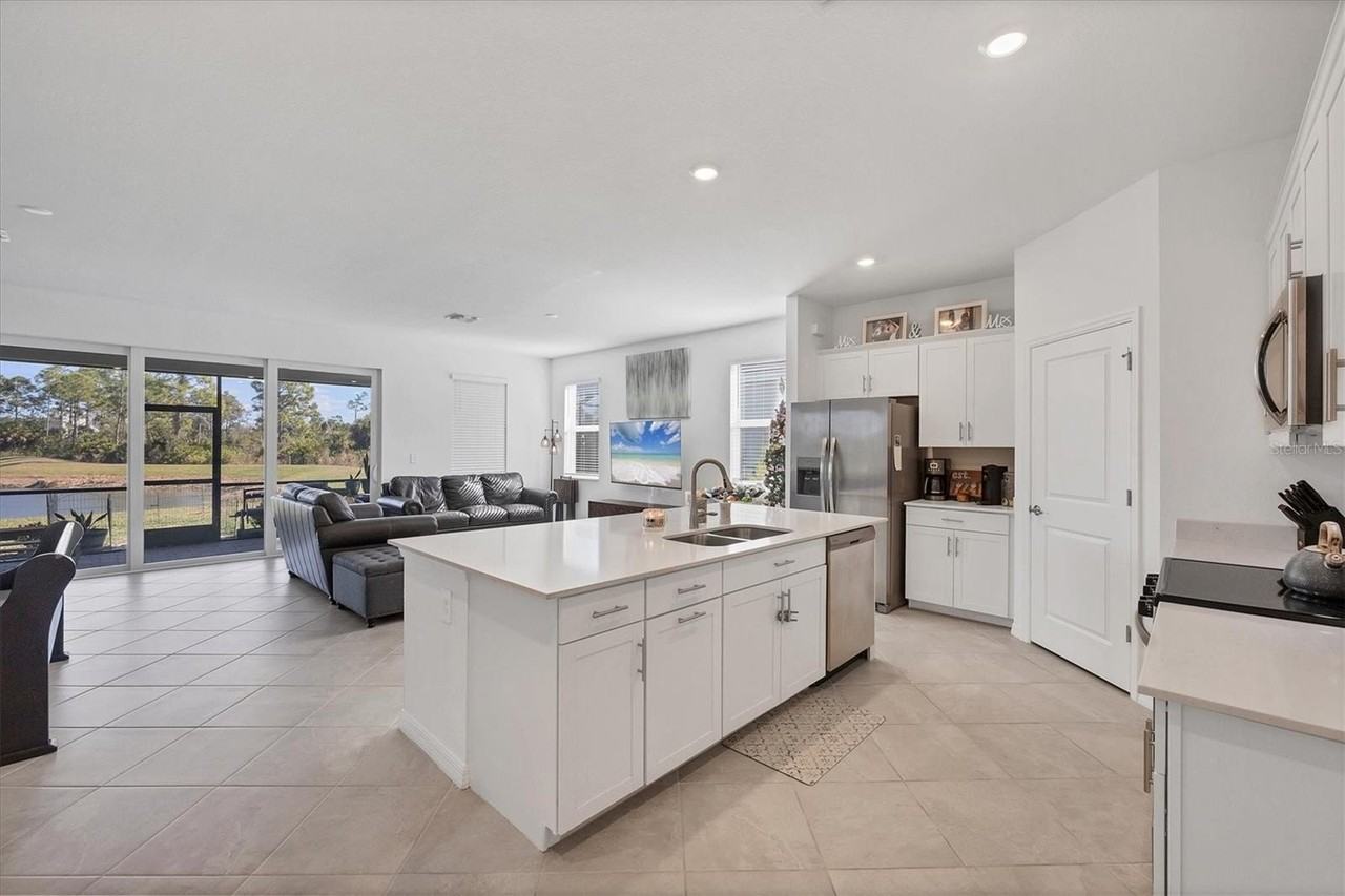 11314 Pinot Dr - Photo 6 of 50