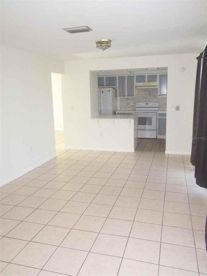 64 Annapolis Ln - Photo 6 of 19