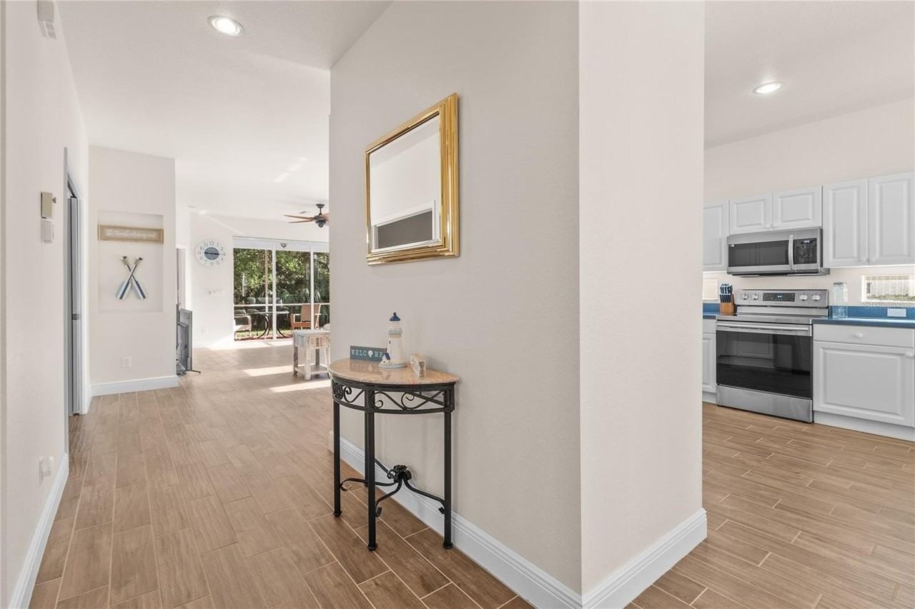 1937 Scarlett Ave - Photo 4 of 50