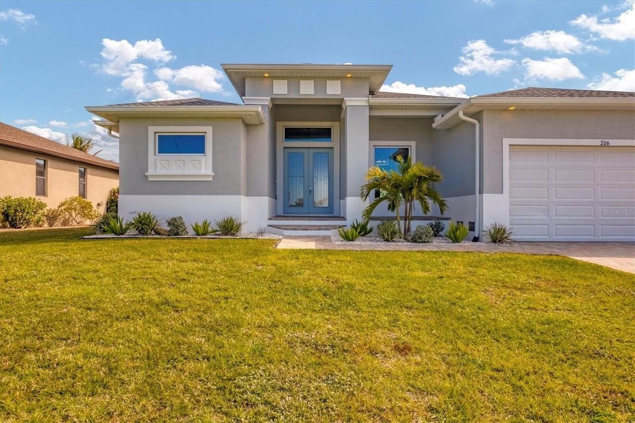 216 W Pine Valley Ln - Photo 4 of 50