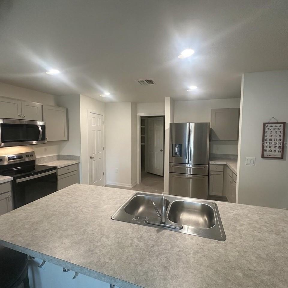 134 Rolling Sands Dr - Photo 4 of 29