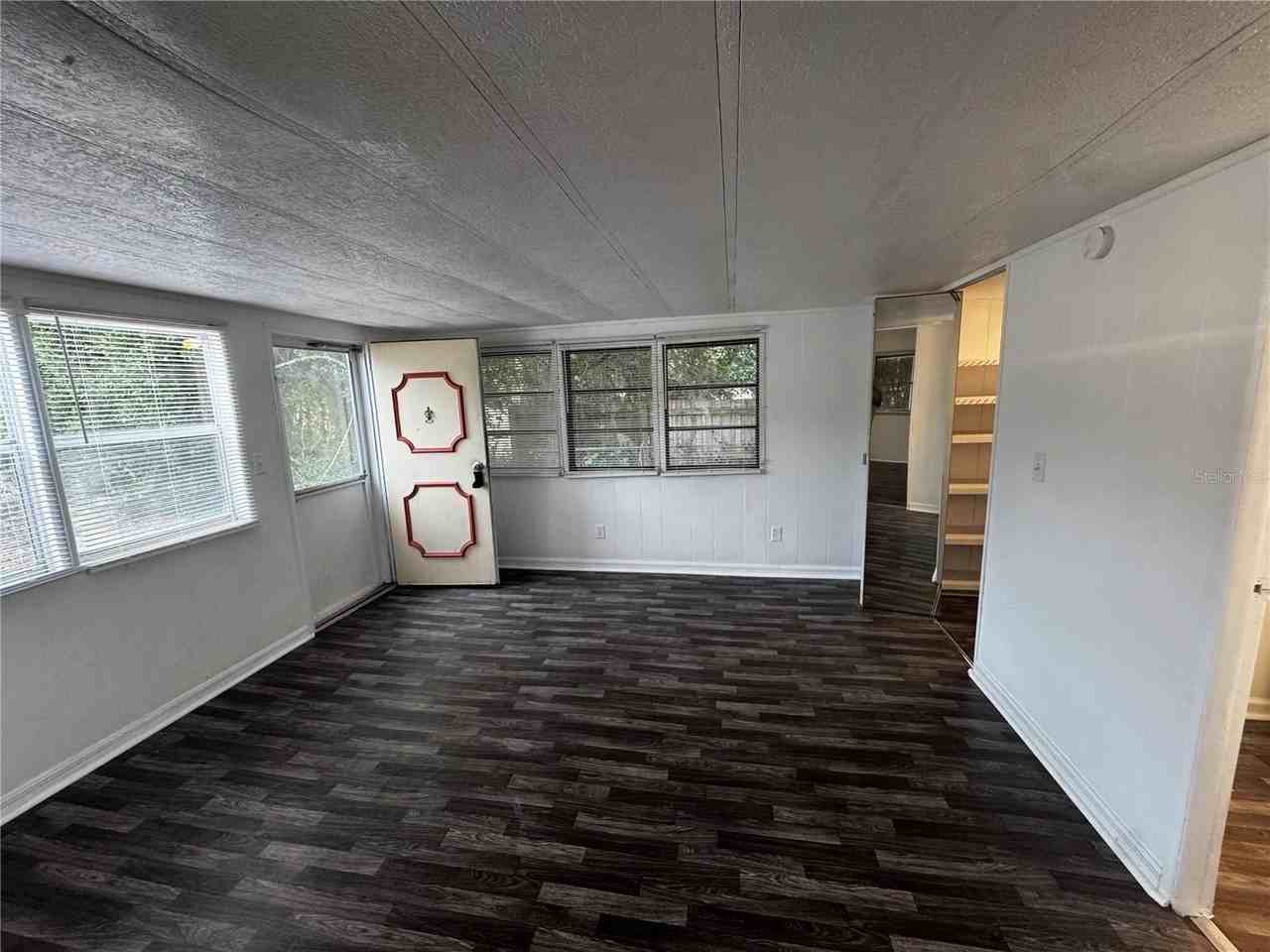 12036 Grace Ln - Photo 3 of 15