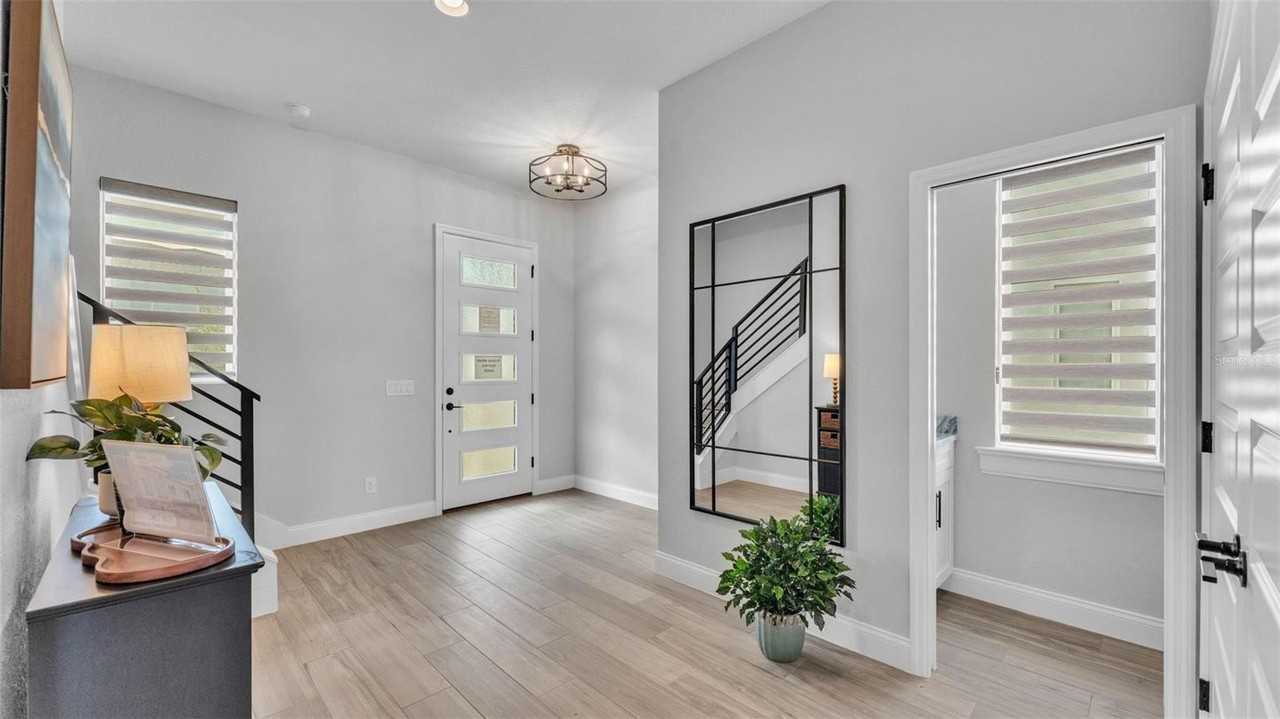 1163 Windjammer Dr - Photo 5 of 38