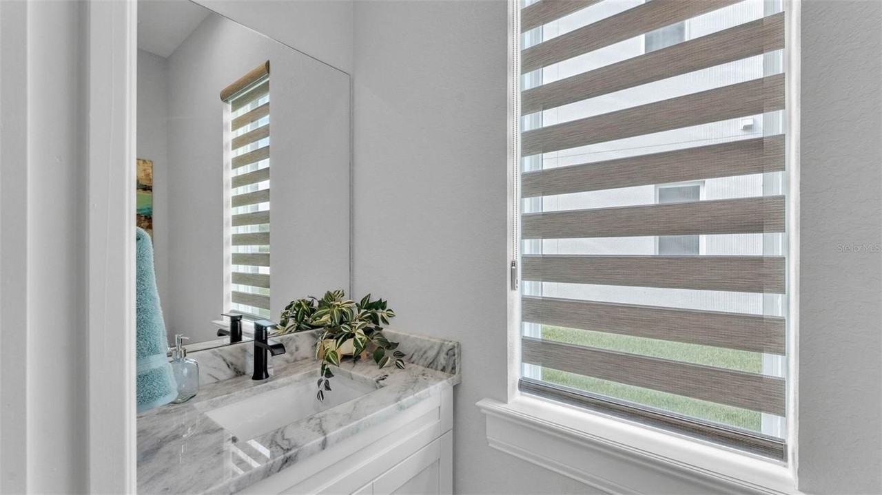 1163 Windjammer Dr - Photo 7 of 38