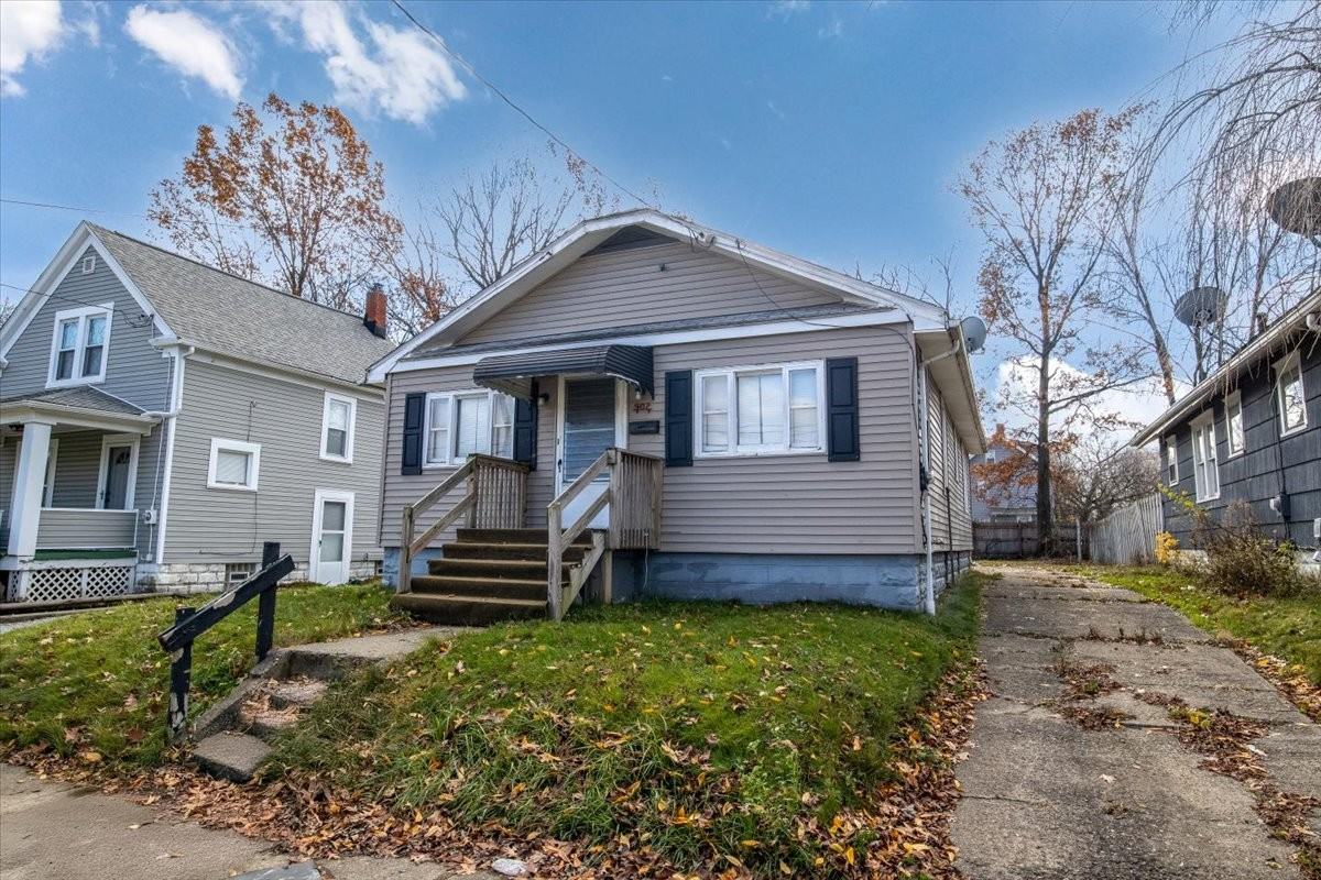 902 Cole Ave #1 - Photo 2 of 11