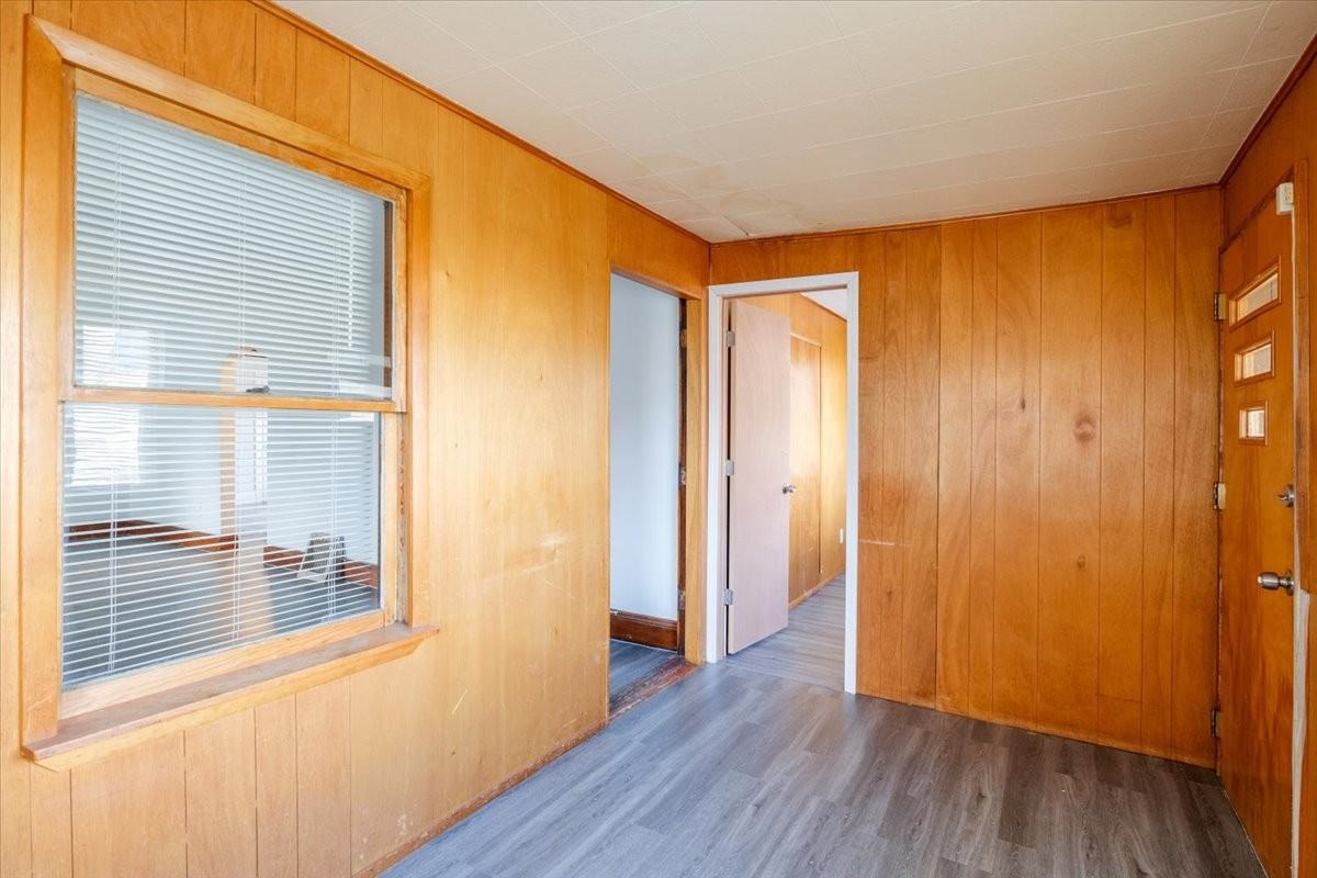 902 Cole Ave #1 - Photo 4 of 11