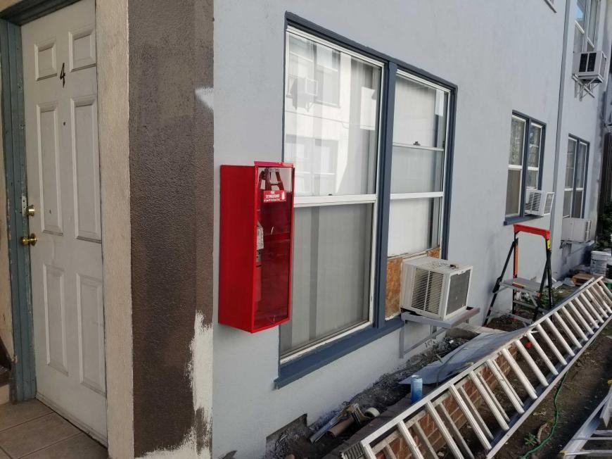 7343 Woodman Ave - Photo 4 of 10