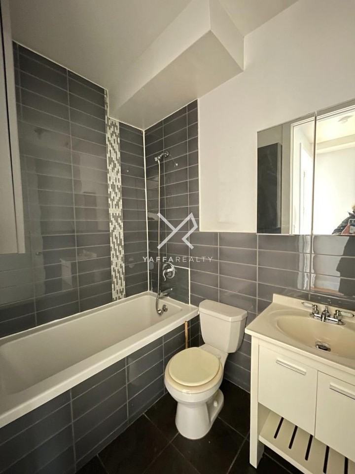 148 Jefferson St - Photo 6 of 7