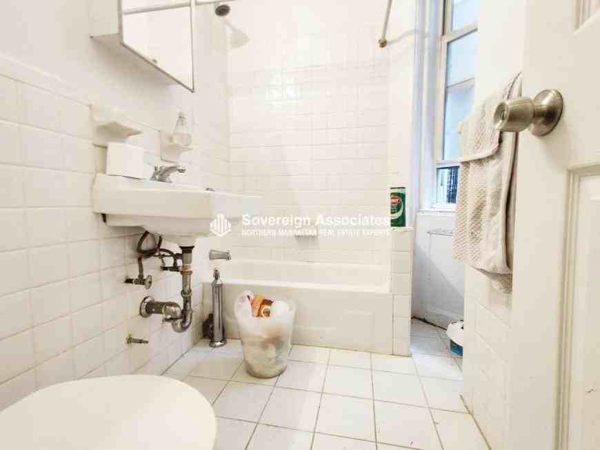 936 W End Ave - Photo 3 of 4