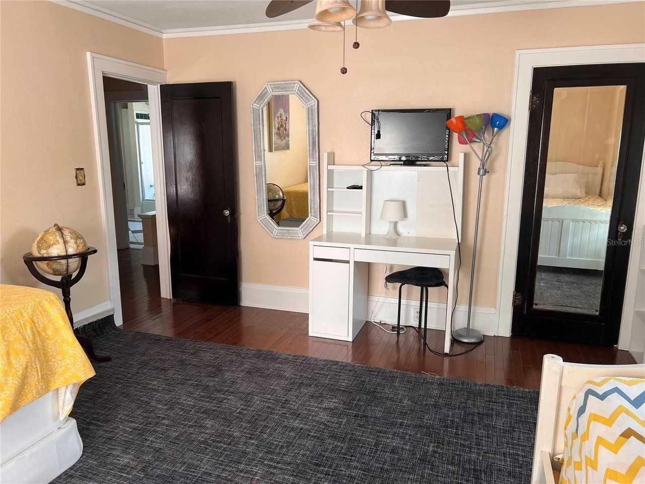 21 N Thornton Ave - Photo 5 of 18