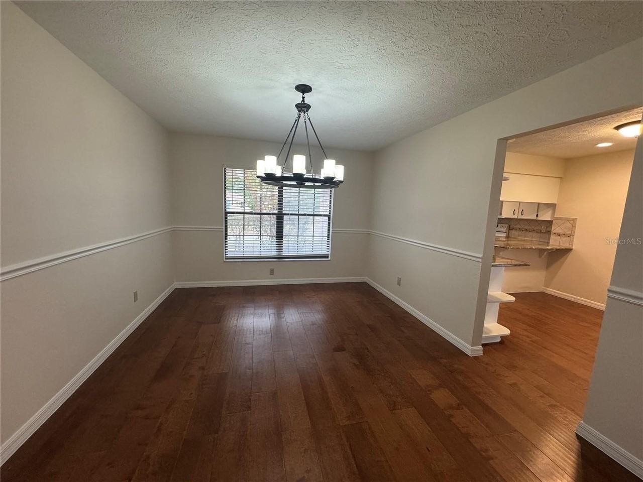 8434 Nw 2nd St - Photo 5 of 33