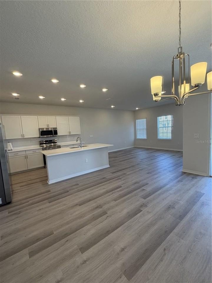 5754 Anders Way - Photo 5 of 30