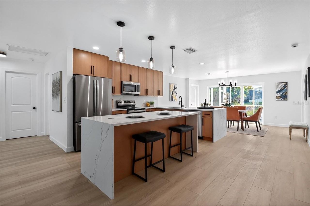 4210 Palm Dr - Photo 7 of 30