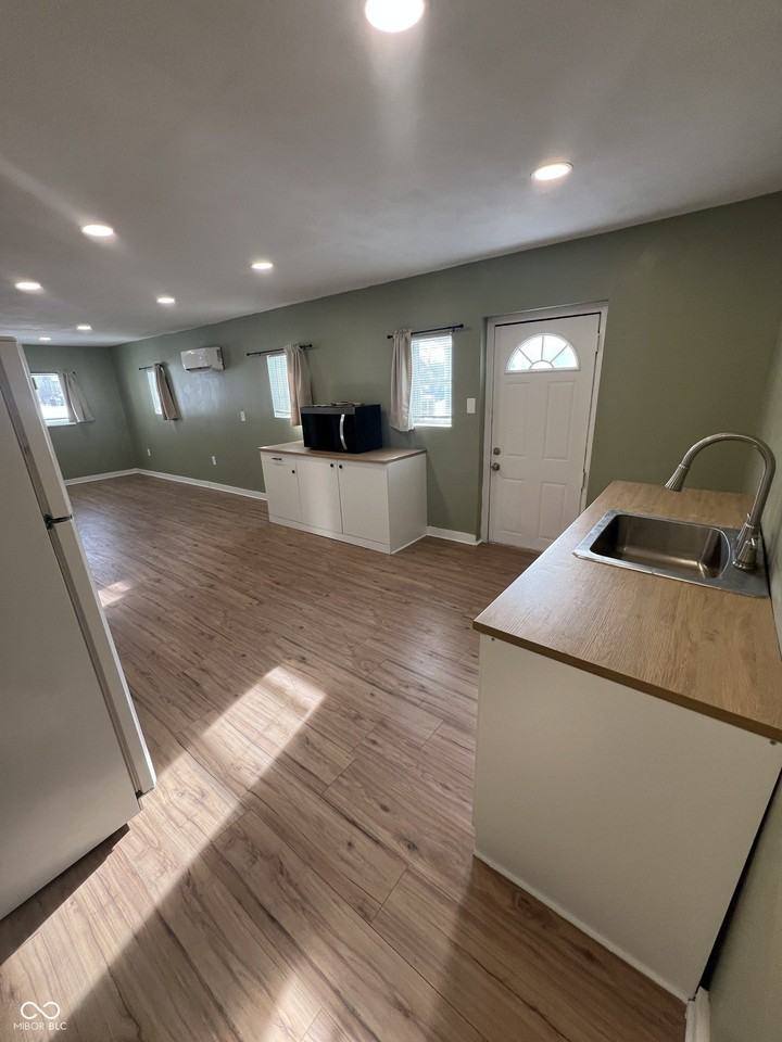 2530 N Temple Ave - Photo 5 of 10