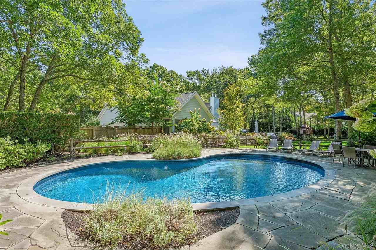 14 Hildreth Rd - Photo 3 of 29