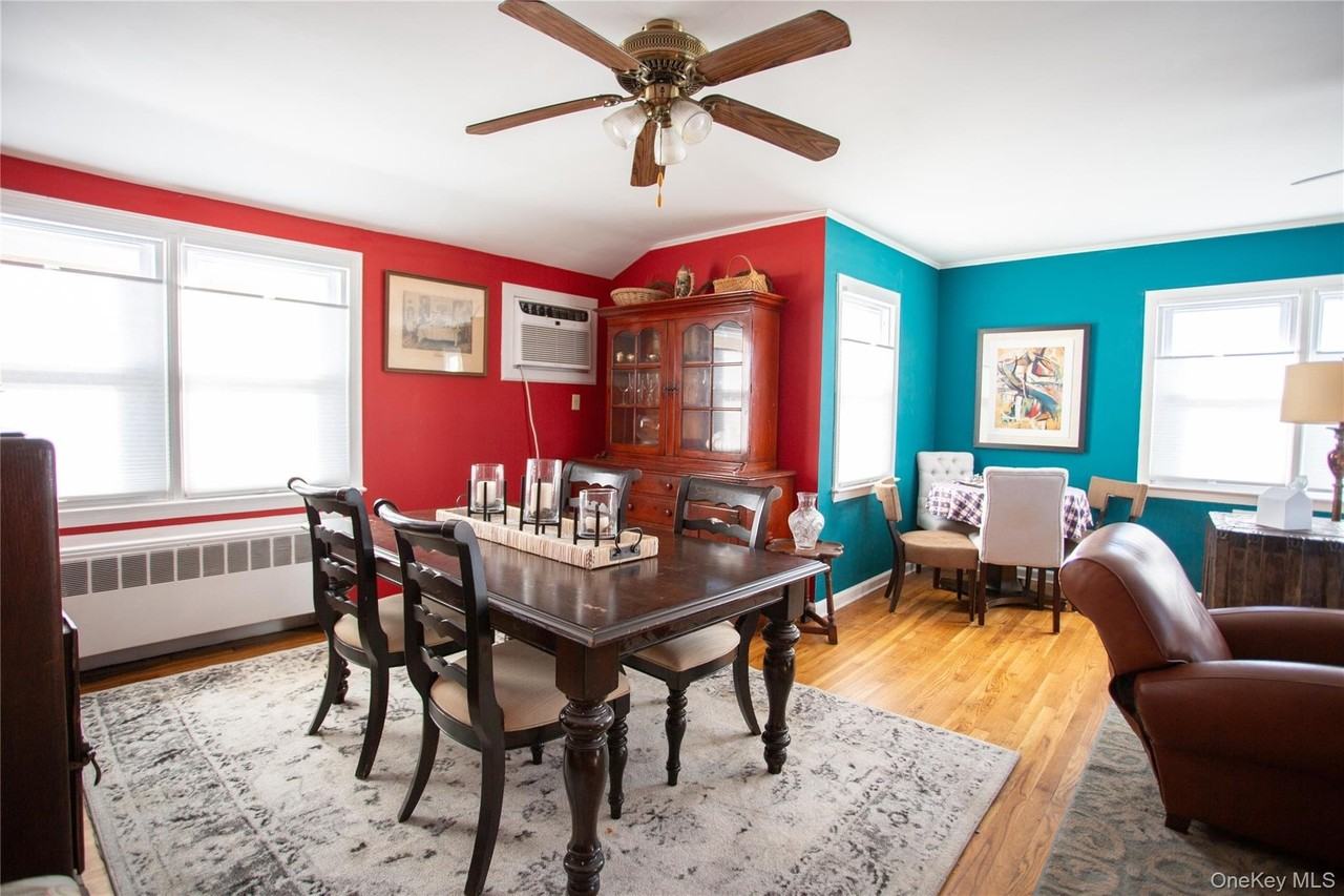 274 W Walnut St - Photo 3 of 17