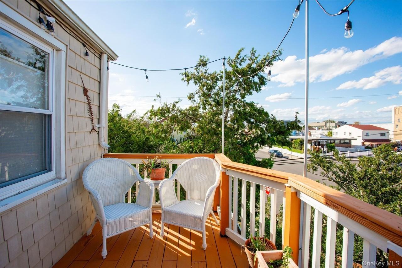 274 W Walnut St - Photo 6 of 17