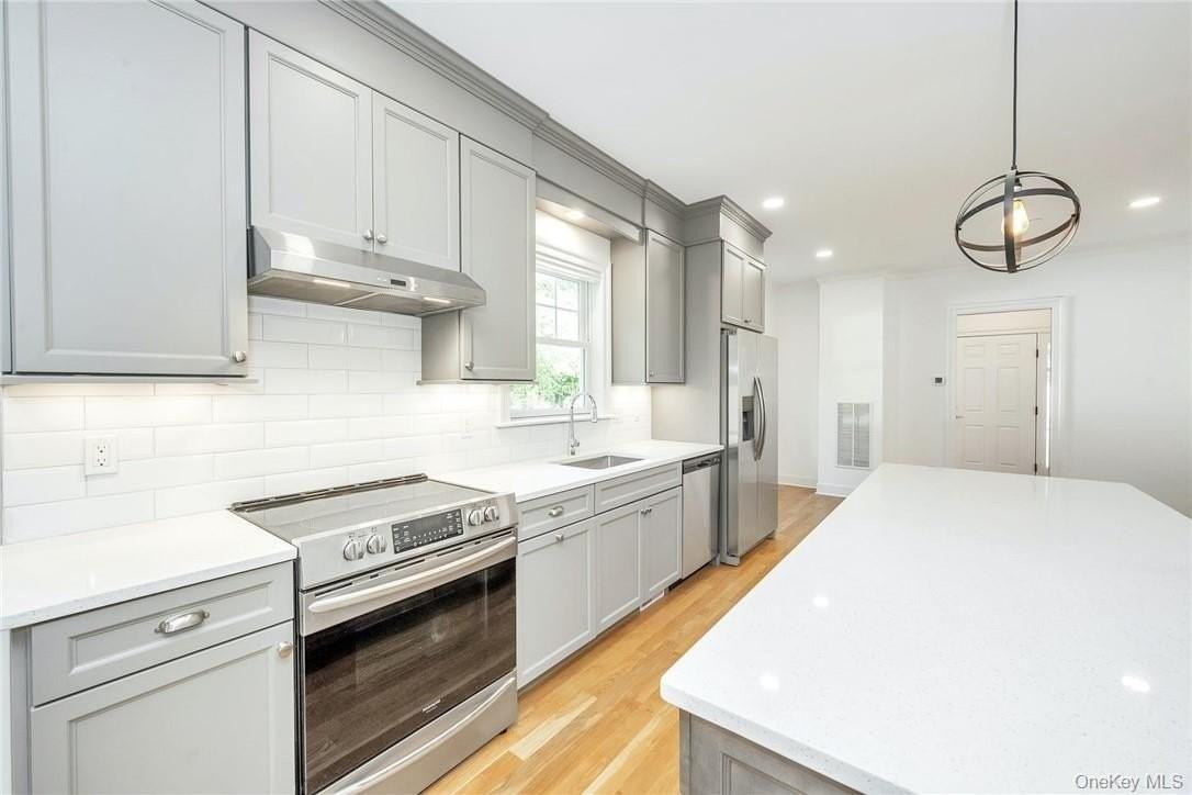 233 Lincoln Ave E Unit B #B - Photo 6 of 36