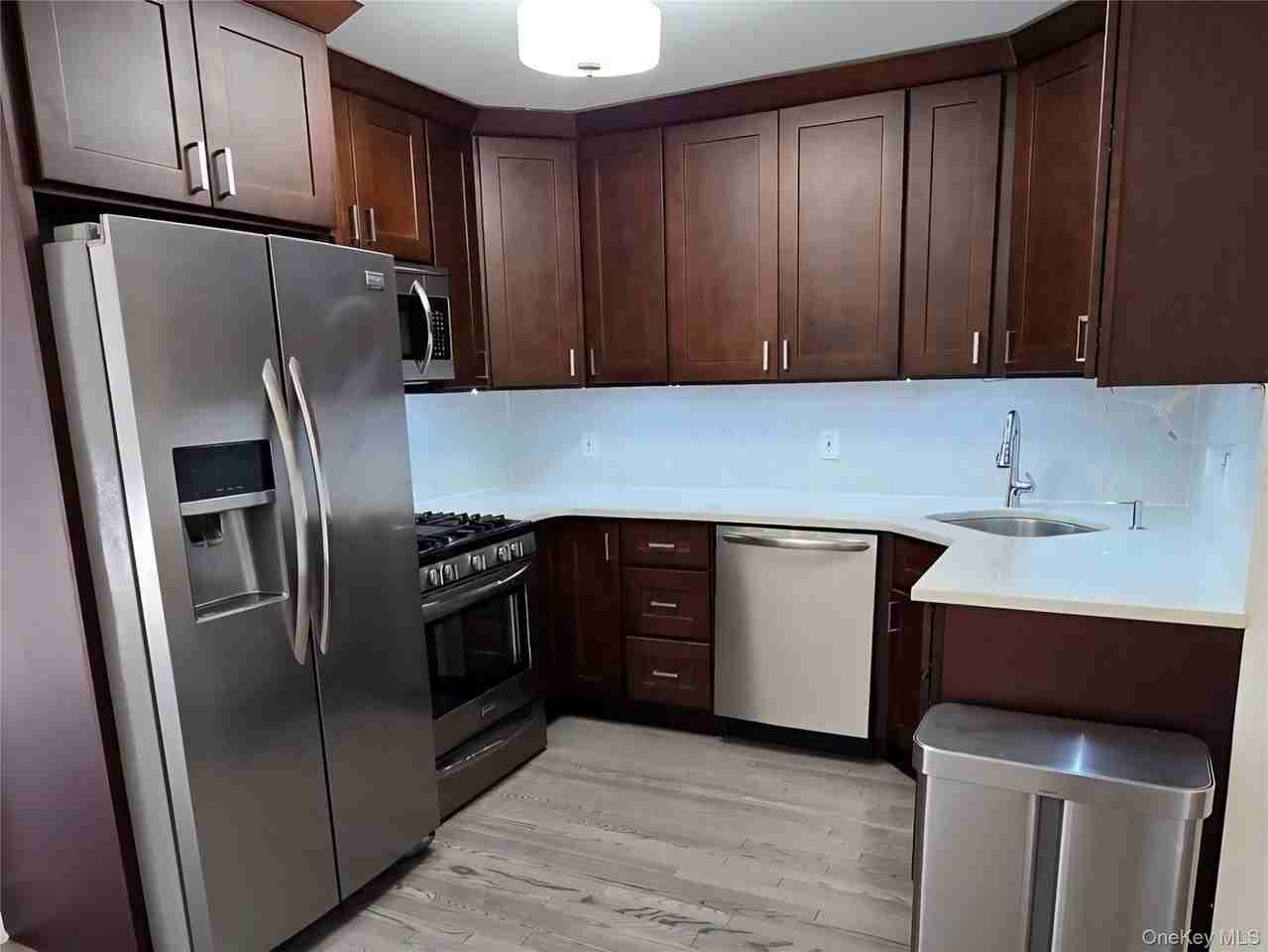 7411 85th Dr 2nd Fl #2ndFL - Photo 7 of 25