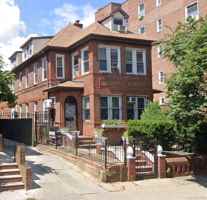 featured image of 3514 89th St Unit 1fl #1FL