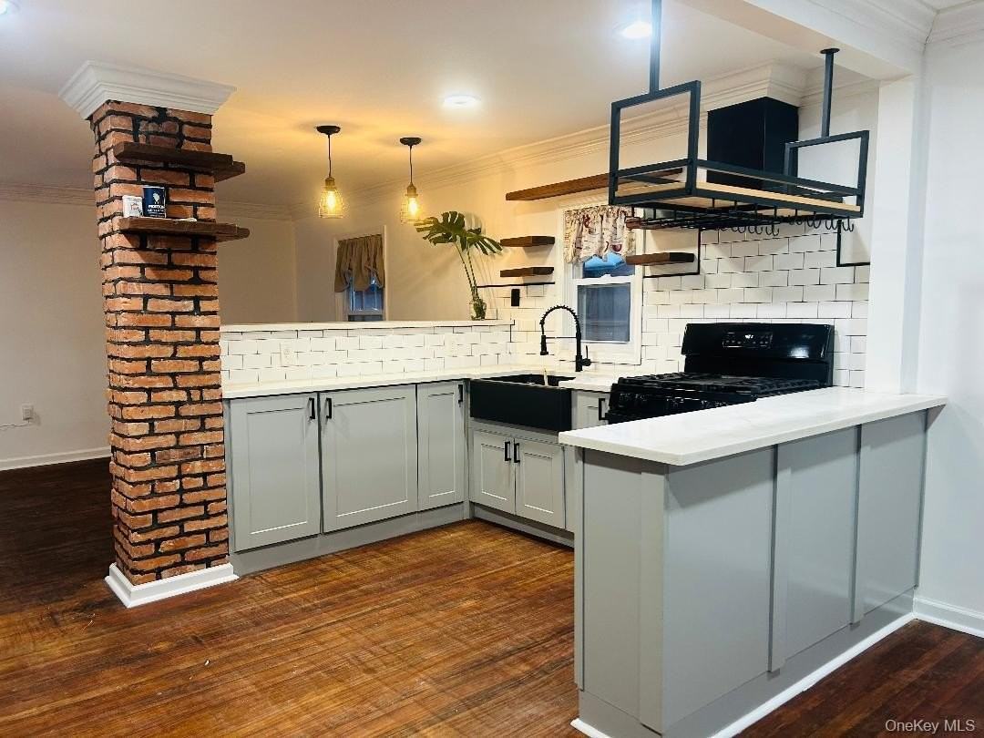 67 Schneider Ave - Photo 2 of 17