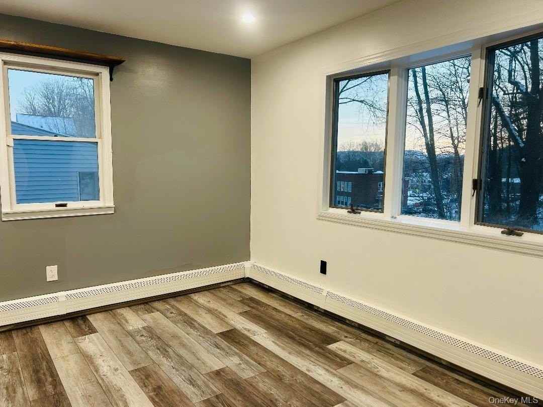 67 Schneider Ave - Photo 5 of 17